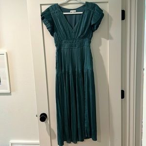 Moon River Plisse Midi Dress in Jade, size Medium
